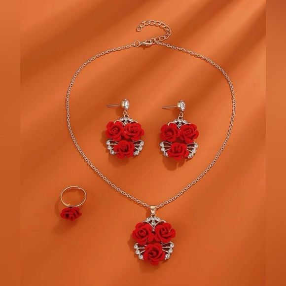 ❤️Silver Floral Necklace, Earrings, Ring Set - Picture 2 of 9